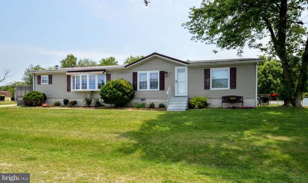 12031 GLEN CIR, Bridgeville, DE 19933