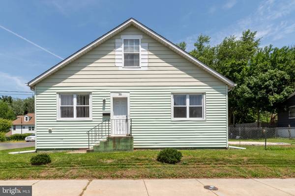 35 WILLIS STREET, Penns Grove, NJ 08069