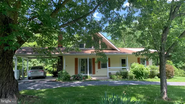 200 HAHNS LN,  Toms Brook,  VA 22660