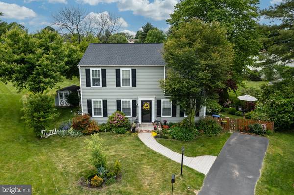 46 SUFFOLK CT, Downingtown, PA 19335