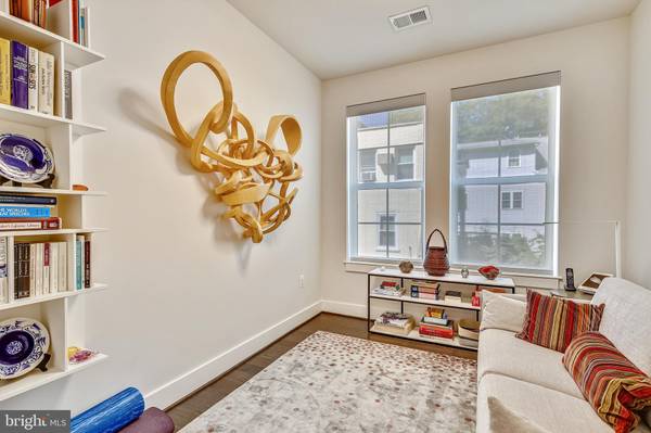 Arlington, VA 22209,1411 KEY BLVD #311