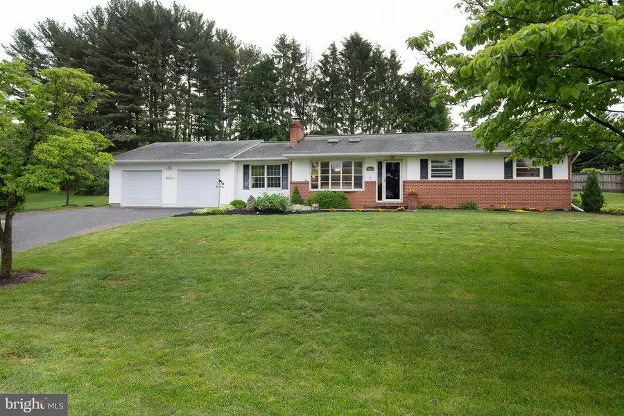 5825 LAKEVIEW DR, Sykesville, MD 21784