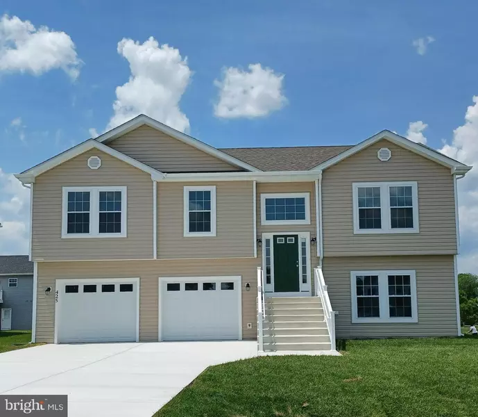 425 JENSEN WAY, Martinsburg, WV 25401