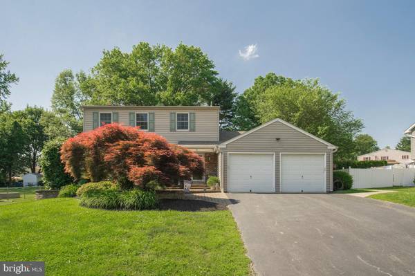 25 MONTGOMERY LN, Aston, PA 19014