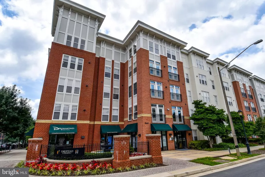 2665 PROSPERITY AVE #233, Fairfax, VA 22031