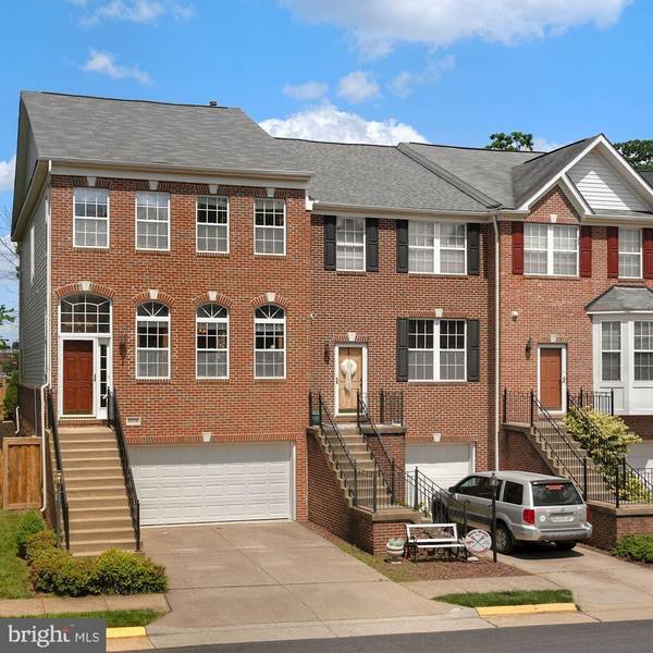 43106 FOREST EDGE SQ, Broadlands, VA 20148