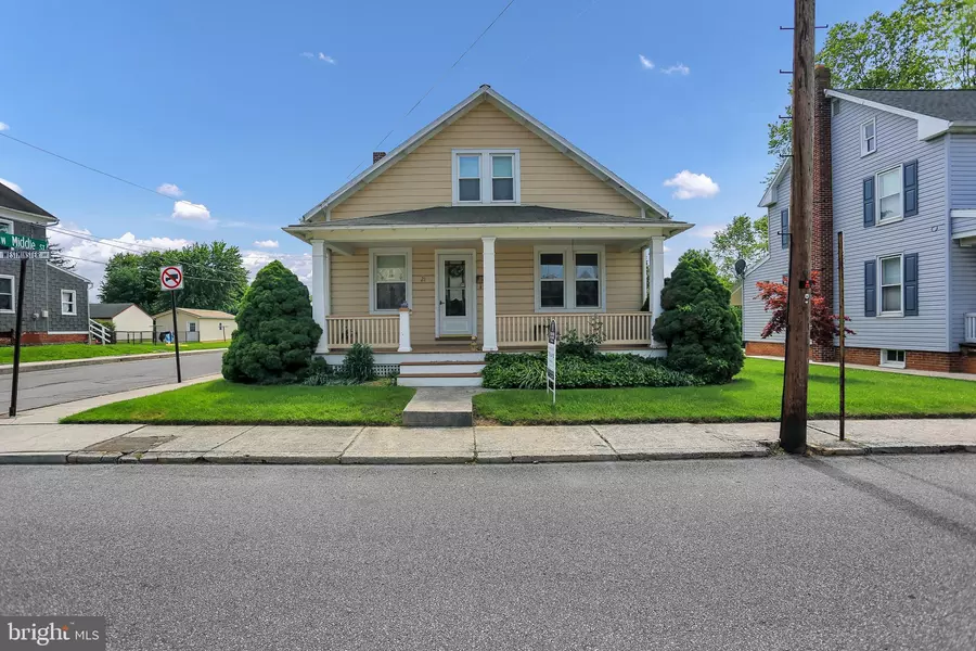 21 WESTMINSTER AVE, Hanover, PA 17331