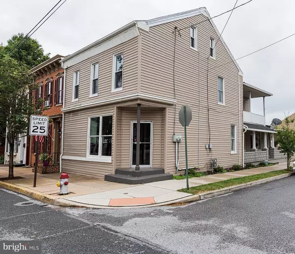 260 N 3RD ST, Columbia, PA 17512