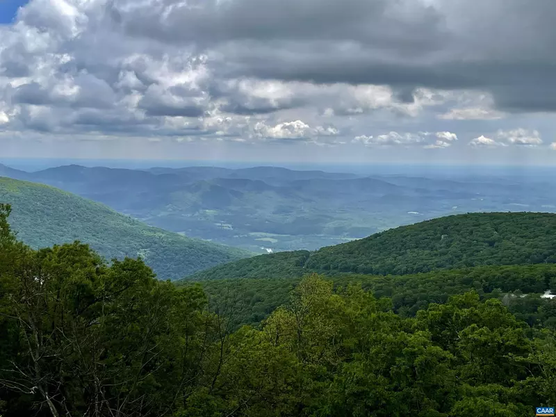 1476 LEDGES CONDOS, Wintergreen Resort, VA 22971