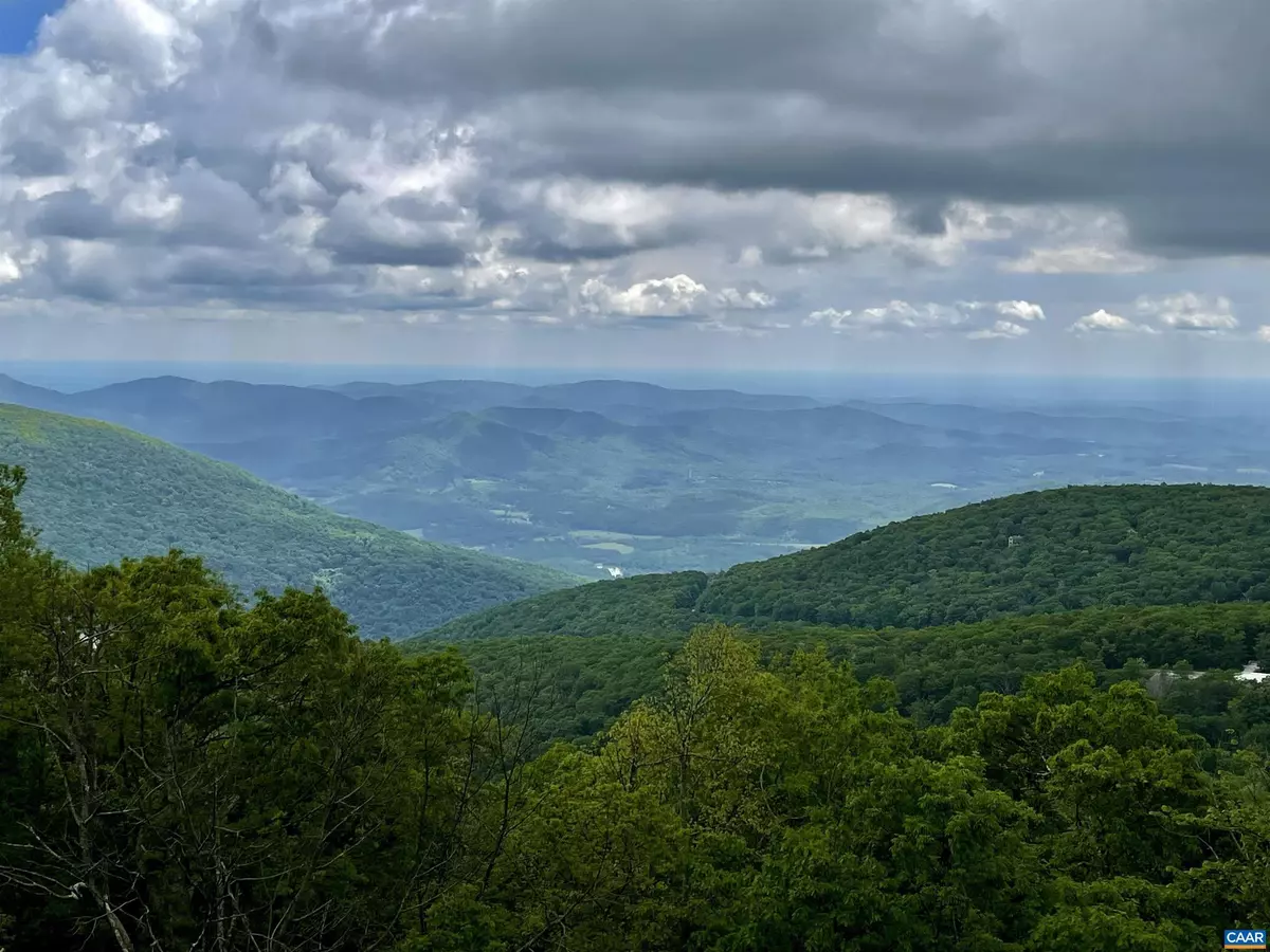 Wintergreen Resort, VA 22971,1476 LEDGES CONDOS