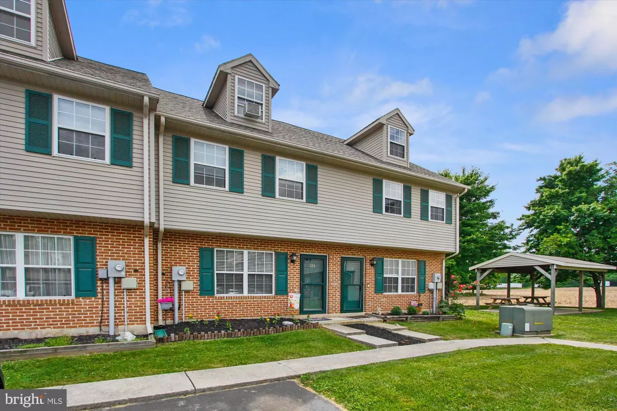 Hanover, PA 17331,124 ORCHARD LN #25