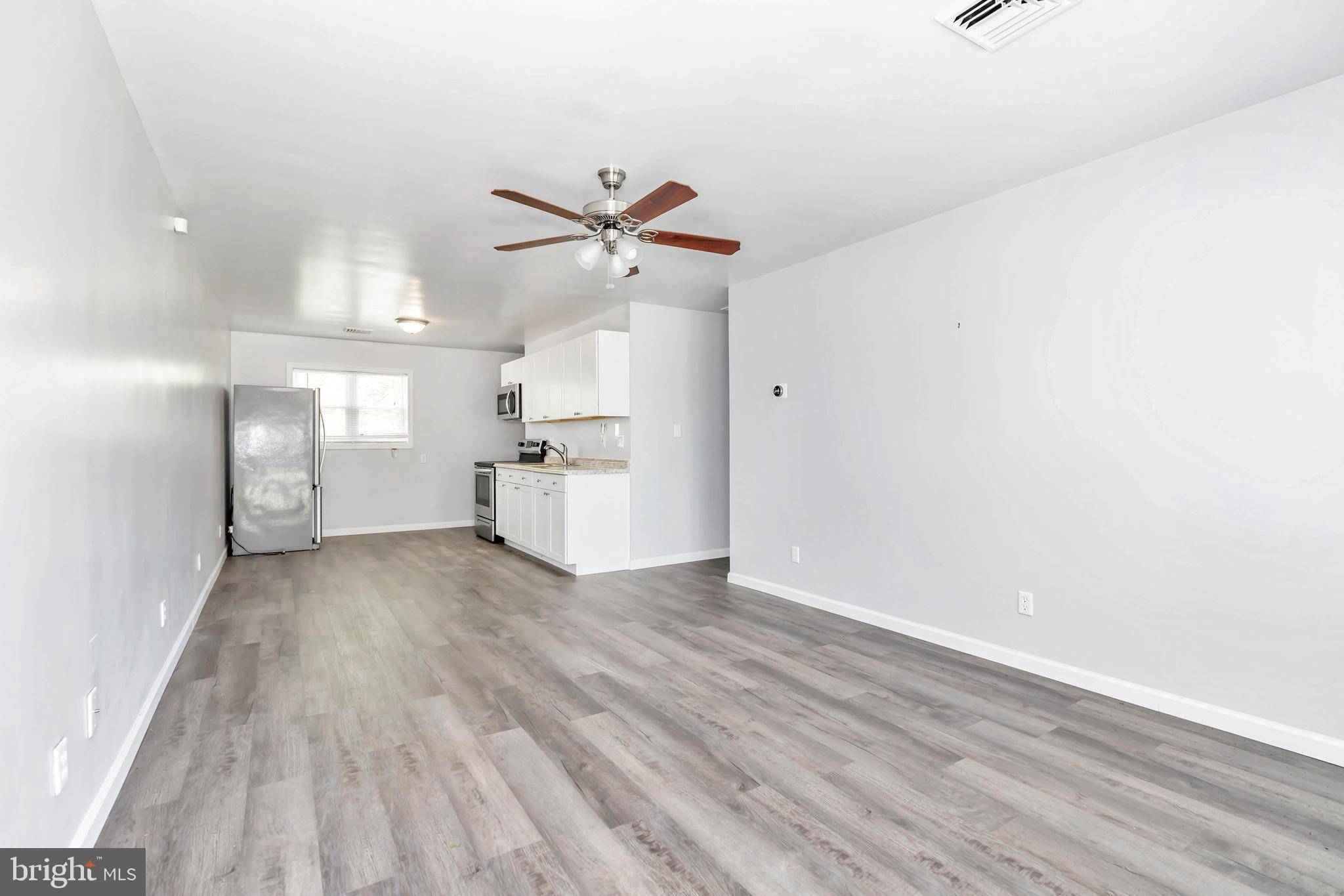 New Castle, DE 19720,32 CAHALAN RD