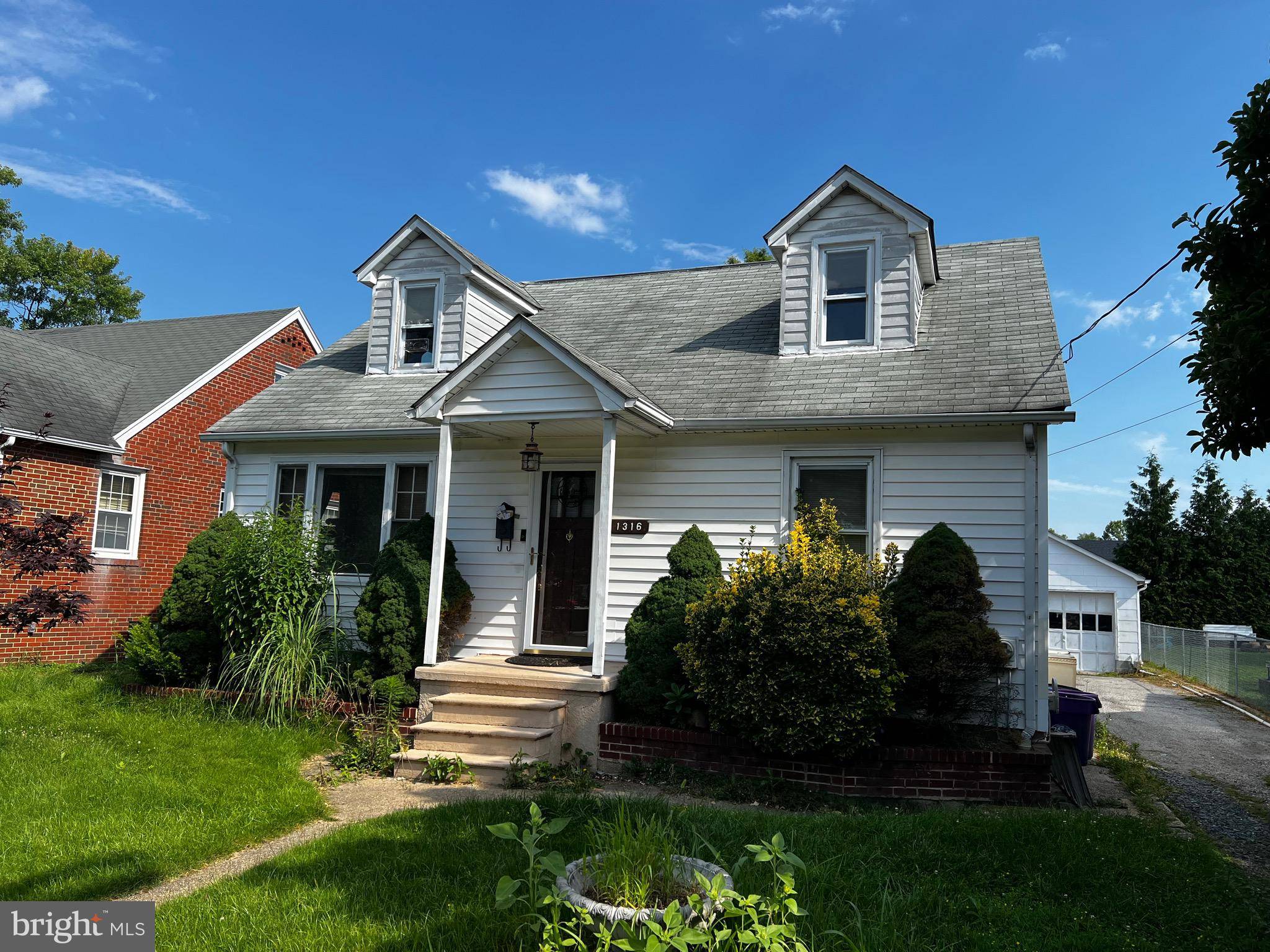 1316 DORSEY AVE, Essex, MD 21221