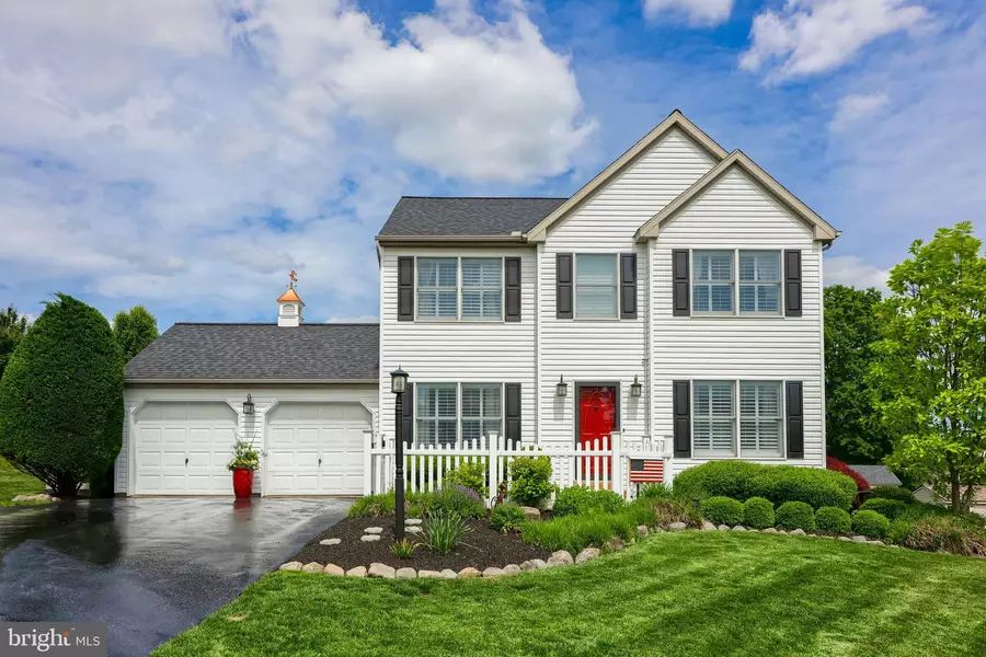 11 BITTERSWEET PATH, Willow Street, PA 17584