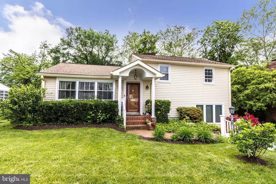 109 RIDGEFIELD RD, Lutherville Timonium, MD 21093