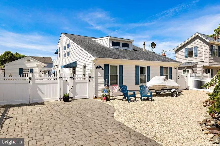 887 BEACH HAVEN WEST BLVD, Manahawkin, NJ 08050