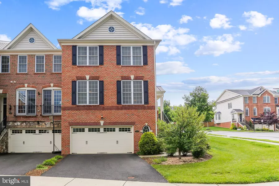 215 CENNING TER, Purcellville, VA 20132