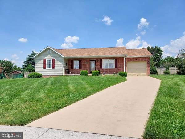 52 GETTYSBURG CT, Littlestown, PA 17340