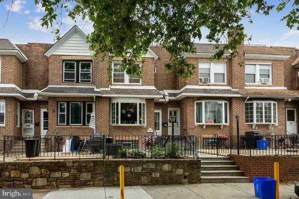 Philadelphia, PA 19135,7157 GLENLOCH ST