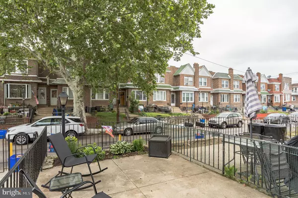 Philadelphia, PA 19135,7157 GLENLOCH ST