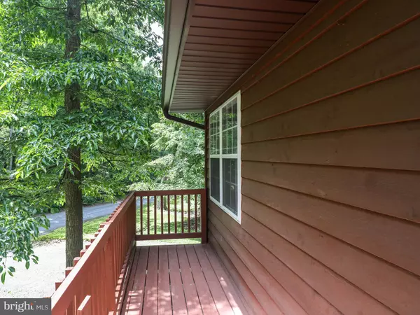 Harpers Ferry, WV 25425,566 PERSIMMON PEAR LN