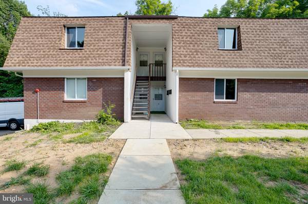 411-E2 STILES AVE #E-2, Maple Shade, NJ 08052