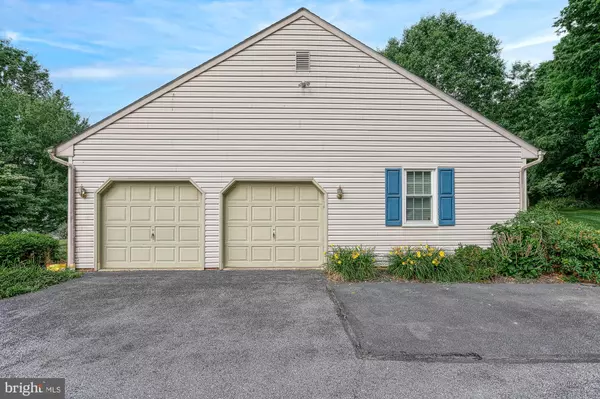 Lancaster, PA 17601,2624 VALLEY VIEW DR