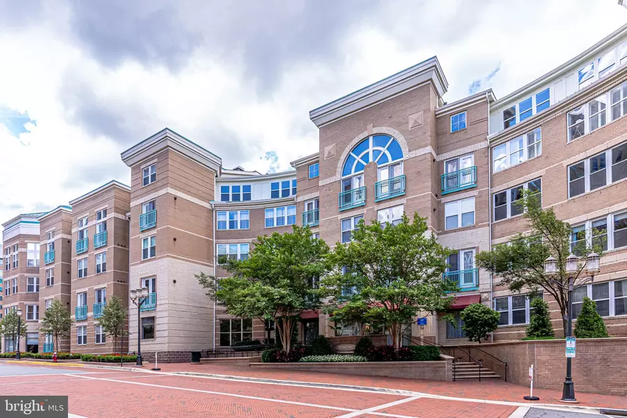 12001 MARKET ST #39, Reston, VA 20190