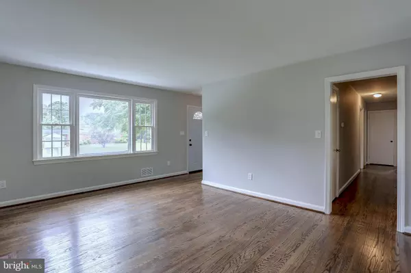 Laurel, MD 20707,16200 DORSET RD