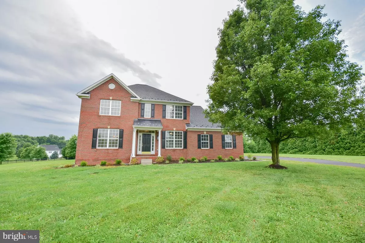 Shenandoah Junction, WV 25442,322 EQUESTRIAN CIR