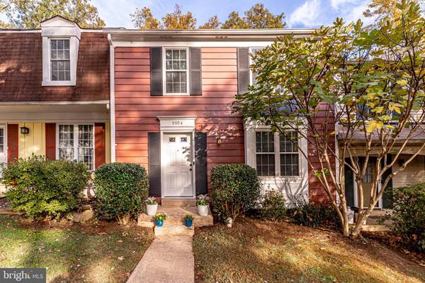 9904 WOOD WREN CT, Fairfax, VA 22032