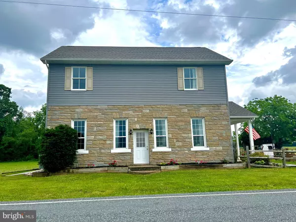 575 INDEPENDENT RD, Breinigsville, PA 18031