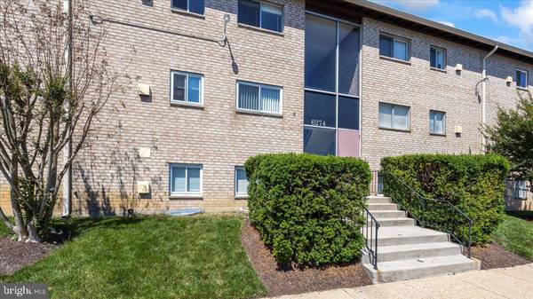 6274-E ROSE HILL CT #17, Alexandria, VA 22310