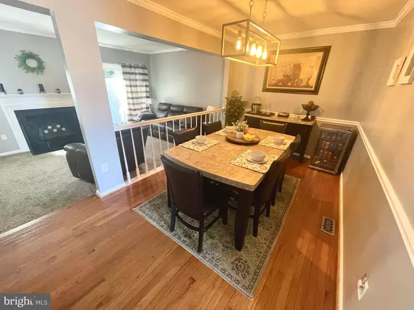 Damascus, MD 20872,24212 ARENA STAGE CT