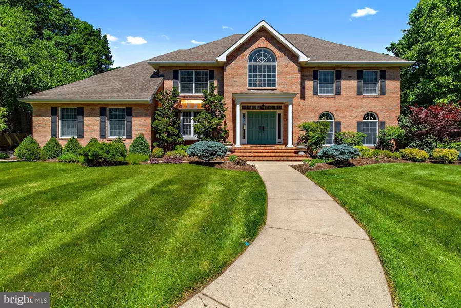 423 SENTINEL RD, Moorestown, NJ 08057