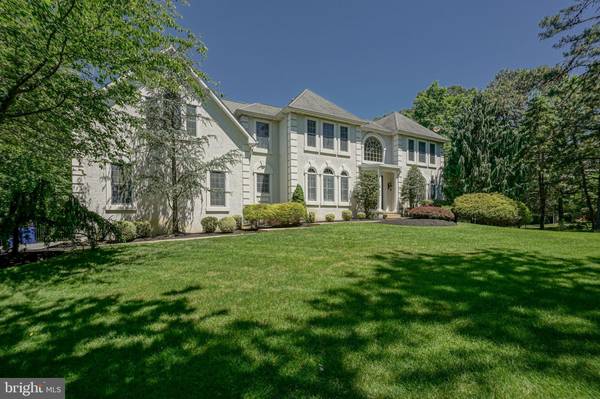 6 HIGH POINT DR, Medford, NJ 08055