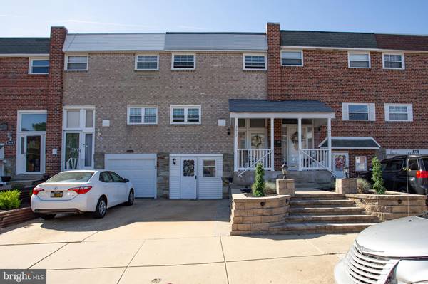 3642 ESSEX LN, Philadelphia, PA 19114