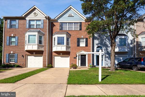 6033 LANDS END LN, Alexandria, VA 22315