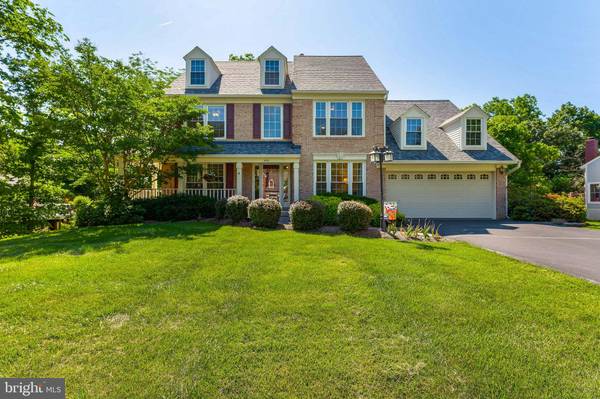 6703 JADE POST LN, Centreville, VA 20121