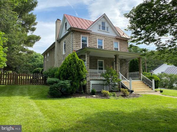 810 AMHERST ST, Winchester, VA 22601