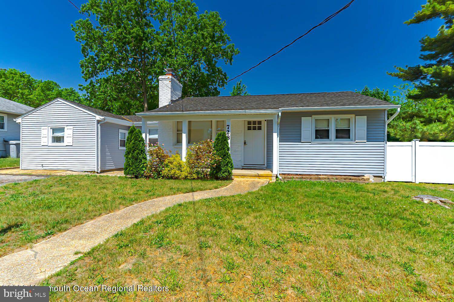 728 PACIFIC AVE, Beachwood, NJ 08722