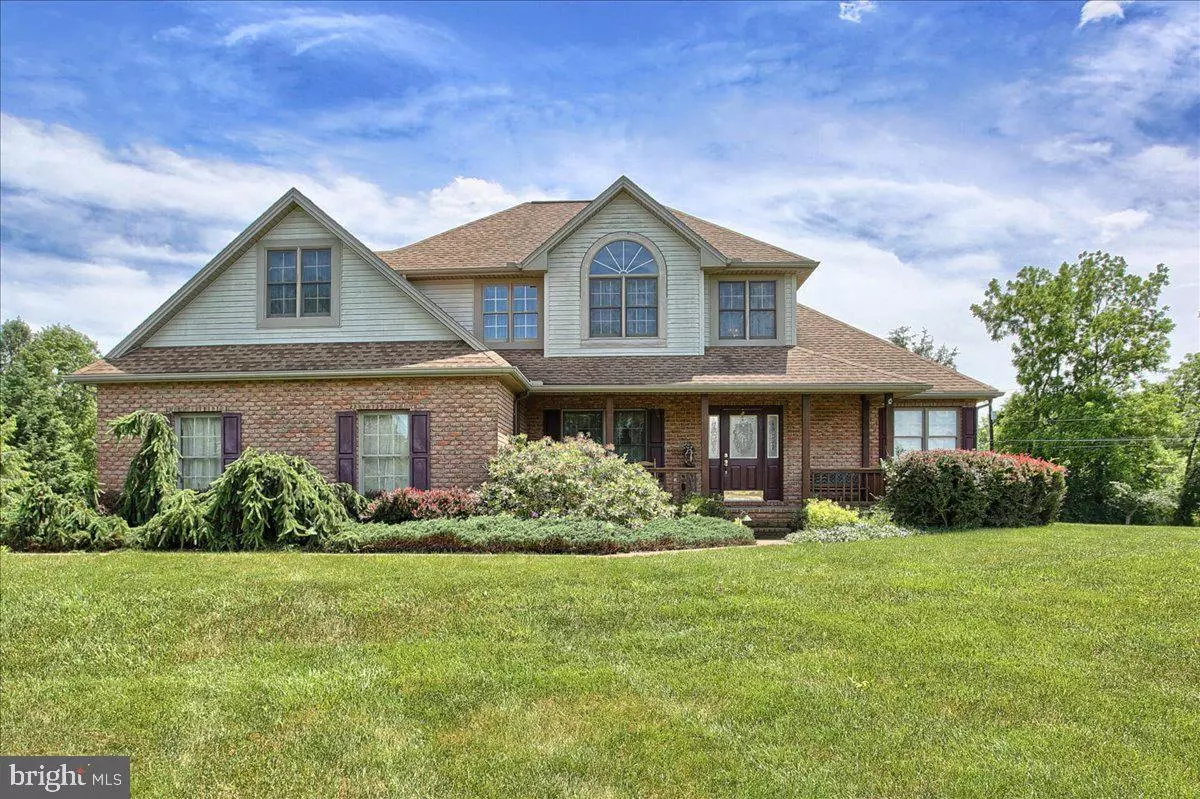 Carlisle, PA 17015,1 CEDAR CT E