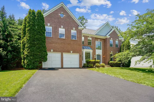 10977 CLARA BARTON DR, Fairfax Station, VA 22039