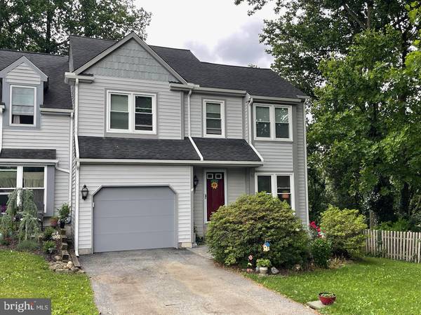 30 TURNBERRY CT, Coatesville, PA 19320