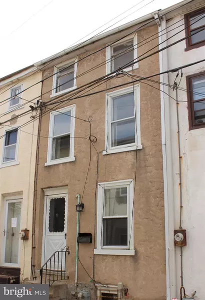 3 CHESTNUT ST, Plymouth Meeting, PA 19462