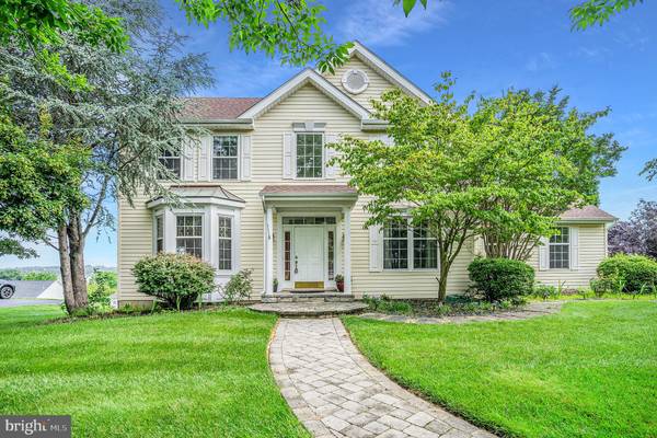 547 RED COAT LN, Phoenixville, PA 19460