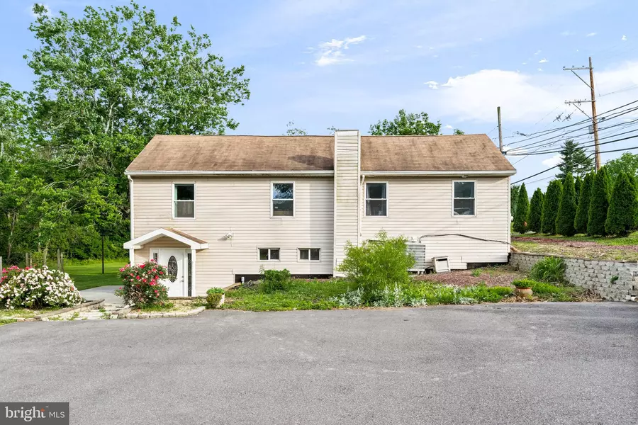 866 GRAVEL PIKE, Collegeville, PA 19426