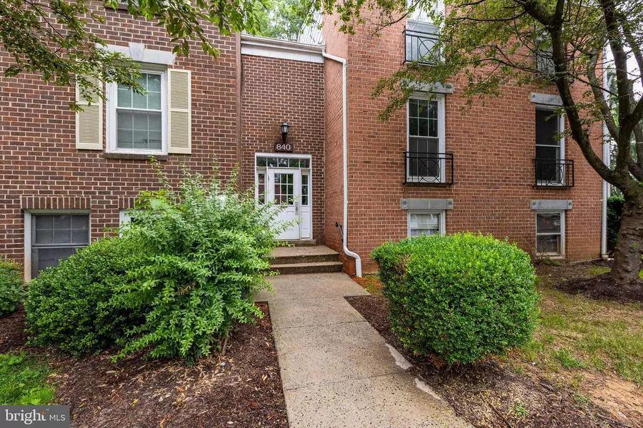 840 QUINCE ORCHARD BLVD #102, Gaithersburg, MD 20878