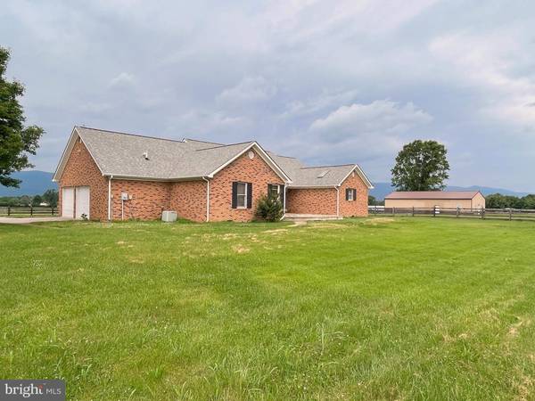 237 PRESTON LN, Luray, VA 22835