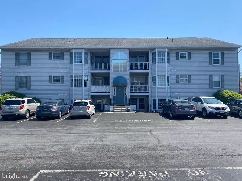 130 W PORTLAND ST #10, Mechanicsburg, PA 17055